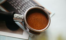 espresso portafilter holding grounds