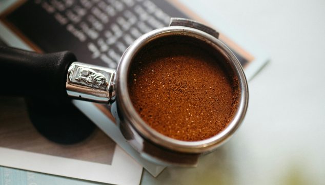 espresso portafilter holding grounds
